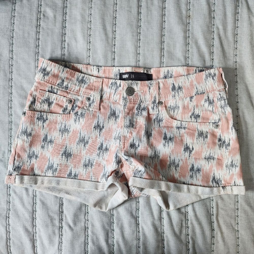 Levis Pink And Grey Short Shorts